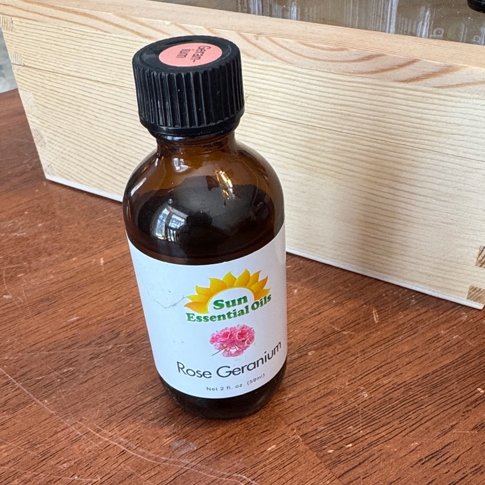 Sun Essential Oils Rose Geranium